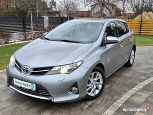 Toyota Auris 1.8 HYBRYDA hatchback