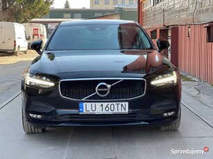 Volvo S90 T5 Momentum