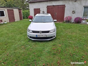 vw jetta 2013r 1,6 tdi zamiana na Dostawczy