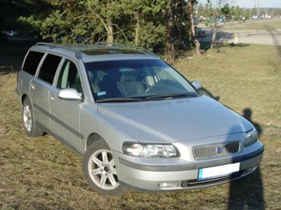 VOLVO V70 2,0