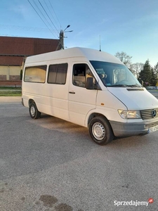 Mercedes benz sprinter