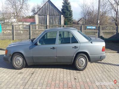 Mercedes W124