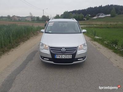 Sprzedam samochód VW Touran 7 osobowy 1.9 TDI automat DSG