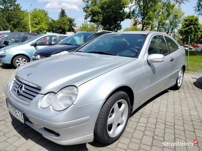 Mercedes - benz C 200 polski salon 1 właściciel