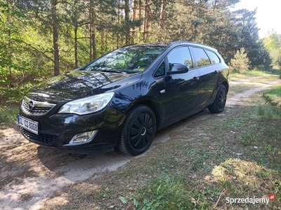 Opel Astra J 1.6 Benzyna 115km Klima z Niemiec