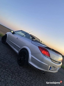Opel Astra Twintop Cabrio 1.8benzyna