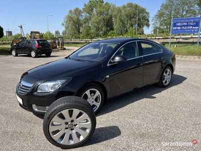 Opel Insignia 2.0 DIESEL Klimatronik Navi Ledy BiXenon Tempomat SPORT