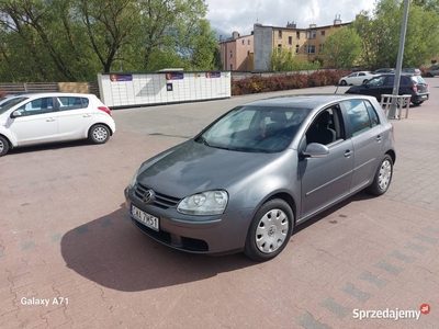 Sprzedam vw golf 5 rok 2007 silnik.9 disel