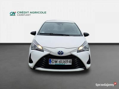 Toyota Yaris Hybrid 100 Active Hatchback. DW6U694 III (2011-2019)