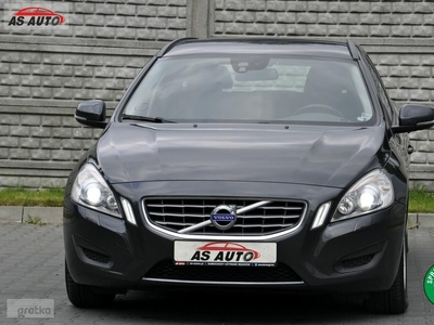 Volvo V60 I 2,0D3 163KM Momentum/Navi/Xenon/Led/PDC/Serwis/CitySafety/