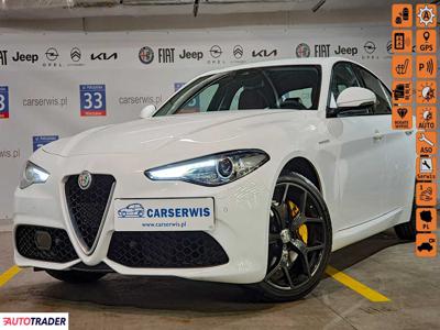 Alfa Romeo Giulia 2.0 benzyna 280 KM 2018r. (Warszawa)