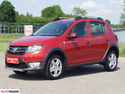 Dacia Sandero Stepway 0.9 benzyna 90 KM 2015r. (Goczałkowice-Zdrój)