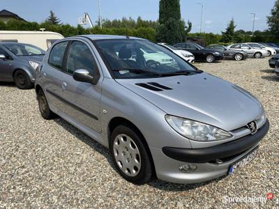 Peugeot 206 z 2005r.