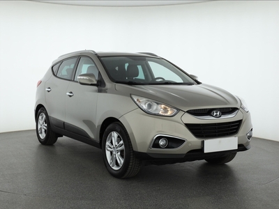 Hyundai ix35 , Skóra, Klimatronic, Tempomat, Parktronic,