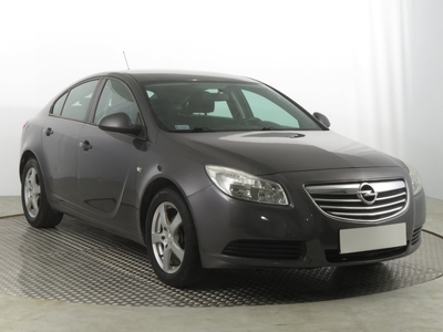 Opel Insignia , Salon Polska, Serwis ASO, GAZ, Klima, Parktronic