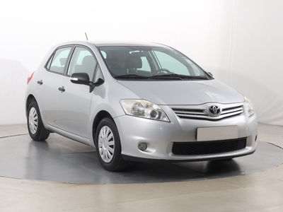 Toyota Auris I , Salon Polska, Serwis ASO, Klima