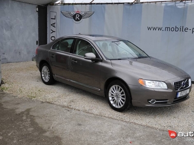 Volvo S80