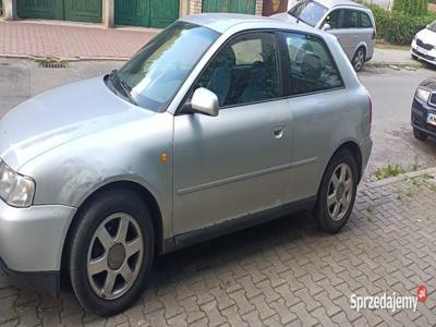 Audi a3 8l na części lub w całości