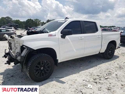 Chevrolet Silverado 5.0 benzyna 2020r. (LOGANVILLE)