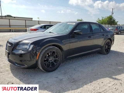 Chrysler 300C 3.0 benzyna 2019r. (HASLET)