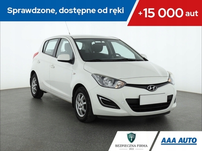 Hyundai i20 I Hatchback 5d Facelifting 1.2 DOHC 85KM 2012