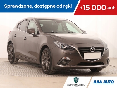 Mazda 3 III Hatchback Facelifting 2.0 SKYACTIV-G 120KM 2016