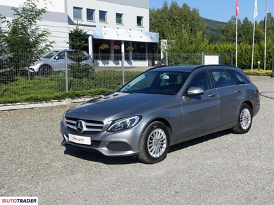 Mercedes C-klasa 1.6 diesel 136 KM 2015r. (Buczkowice)