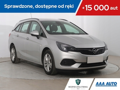 Opel Astra K Sportstourer Facelifting 1.5 Diesel 122KM 2020