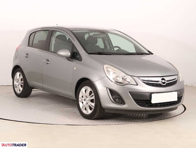 Opel Corsa 1.4 99 KM 2013r. (Piaseczno)