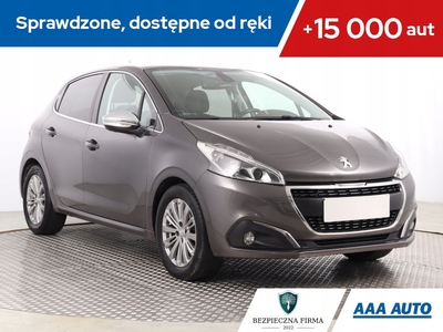 Peugeot 208 I Hatchback 5d Facelifting 1.2 PureTech 82KM 2018