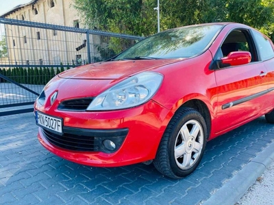 Renault Clio II Hatchback 1.6 90KM 2005