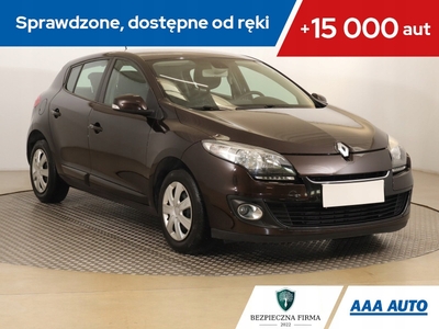 Renault Megane III Hatchback Facelifting 1.2 TCe 115KM 2012