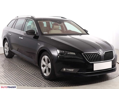 Skoda Superb 1.8 177 KM 2017r. (Piaseczno)