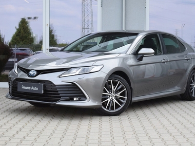 Toyota Camry IX 2.5 Hybrid Dynamic Force 218KM 2021