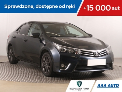 Toyota Corolla XI Sedan 1.6 Valvematic 132KM 2016