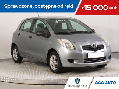 Toyota Yaris II Hatchback 5d 1.0 VVT-i 69KM 2007