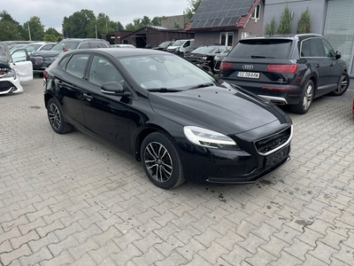 Volvo V40 II Hatchback Facelifting 2.0 D2 120KM 2017