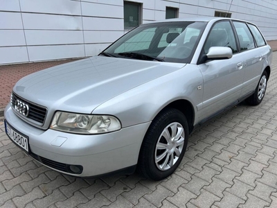 Audi a4 1.8 Turbo z gazem idealny stan