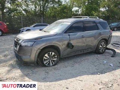 Nissan Pathfinder 3.0 benzyna 2022r. (CICERO)