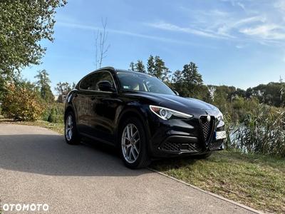 Alfa Romeo Stelvio 2.0 Turbo 16V AT8-Q4 Lusso Ti