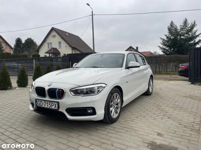 BMW Seria 1 118i Sport Line