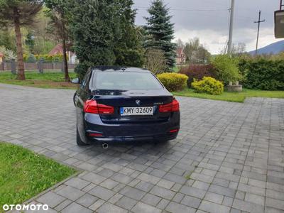 BMW Seria 3 318d Advantage