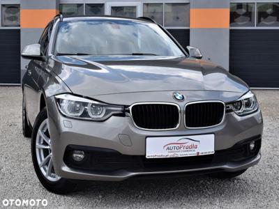 BMW Seria 3 320d Advantage sport