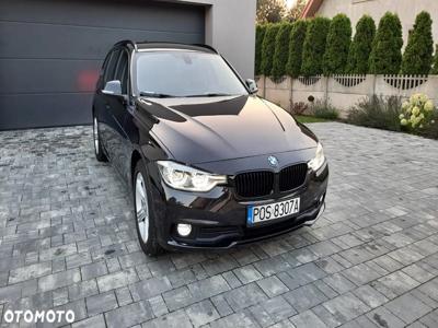 BMW Seria 3 330d Sport Line