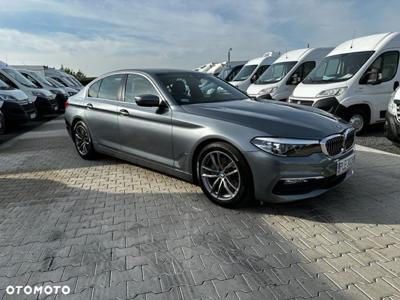 BMW Seria 5 520d Luxury Line