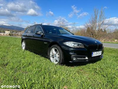 BMW Seria 5 525d xDrive Touring