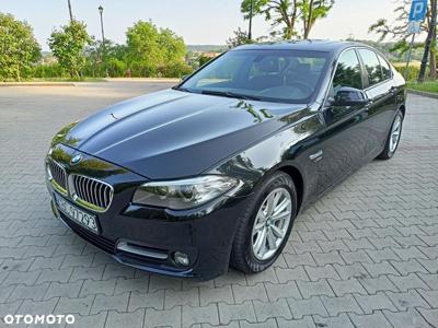 BMW Seria 5 528i xDrive Luxury Line