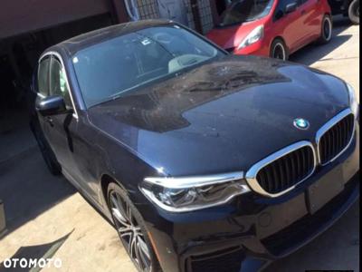 BMW Seria 5 530i xDrive M Sport sport