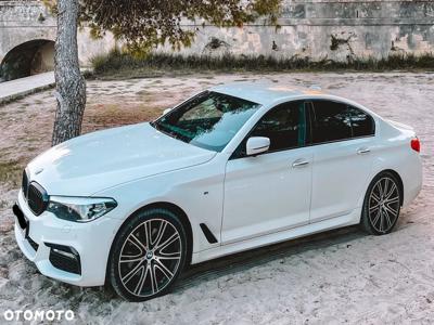 BMW Seria 5 530i xDrive M Sport sport