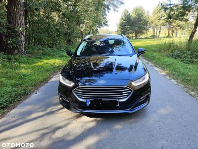 Ford Mondeo Turnier 2.0 Ti-VCT Hybrid Titanium